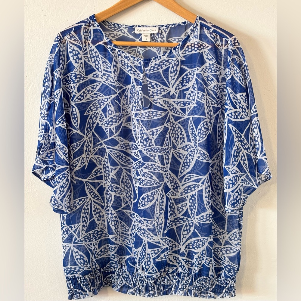 🌸 Coldwater Creek - Chiffon Blue White Pullover Short Sleeve Women’s Size Small